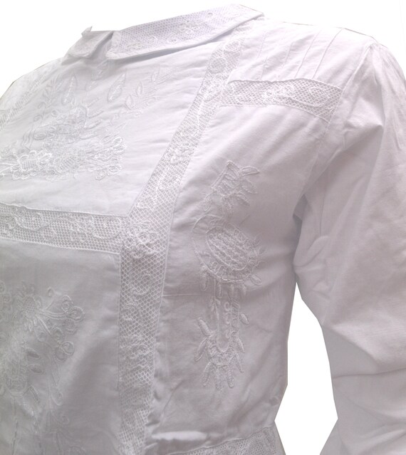 Blueport London Vintage Style Cropped White Cotton Embroidered Button Back Blouse