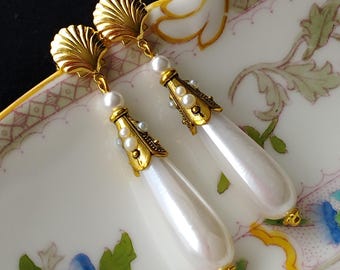 regency pearl earrings, 19th century jewellery, jane austen, FREDERICA gold plated posts