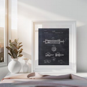 Op de afbeelding: Een zwart-witte vintage patenttekening van een mechanisch apparaat. De tekening heeft de titel "Otto Engine" en het patentnummer is "U.S. 428,417". Het patent werd verleend op 2 mei 1890.