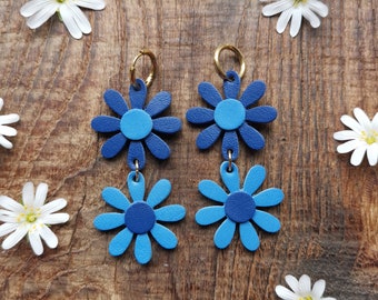 Daisy earrings in upcycled leather / Royal blue, sky blue (Double and single)