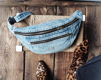 Sac banane "Betty" en denim délavé