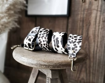 Adjustable shoulder strap in hairy cowhide