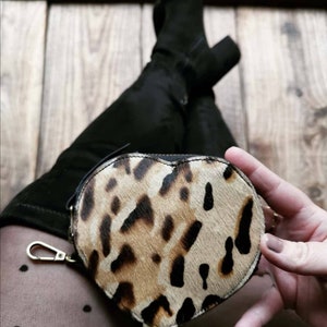 &quot;Valentine&quot; heart-to-heart wallet in leopard cowhide