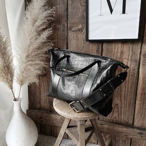 Bag "LOUISE" size M in black crocodile cowhide leather