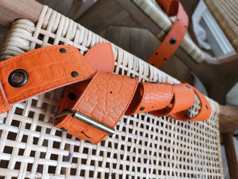 Adjustable cowhide leather shoulder strap. Orange Crocodile leather. image 1