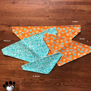 Reversible Over the Collar Pet Bandana - Orange/Teal