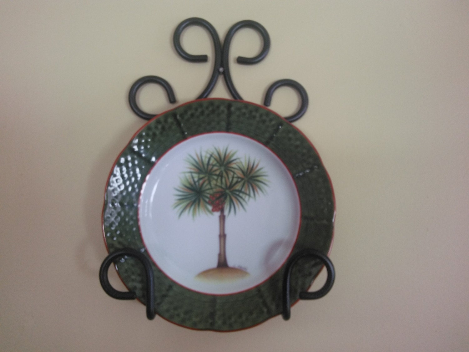 Metal Plate Rack, Plate Holder, Plate Hanger, Plate Display Metal Plate Rack, Plate Holder, Plate Hanger, Plate Display