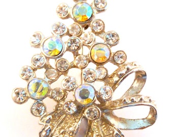 Vintage Brooch, Flower Design, Aurora Borealis Rhinesstone Floral Posy.