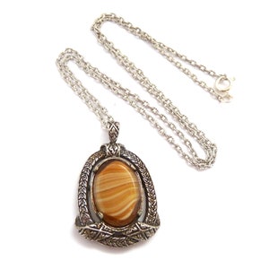 Vintage Miracle Necklace,  70s Celtic Pendant And Chain, Marbled Brown Glass Cabochon, Celtic Jewellery.