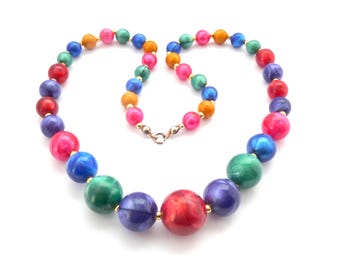Vintage Vibrant Abstract Marbled Lucite Beaded Retro Design Short Length Necklace, 80s Jewellery