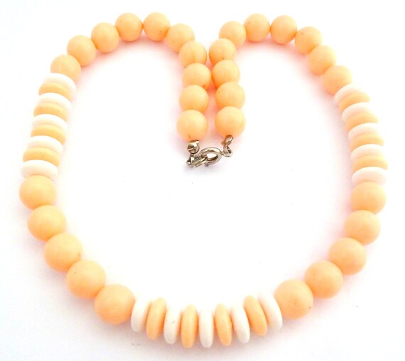 Vintage Necklace, Peach And White Disc Plastic Re… - image 2