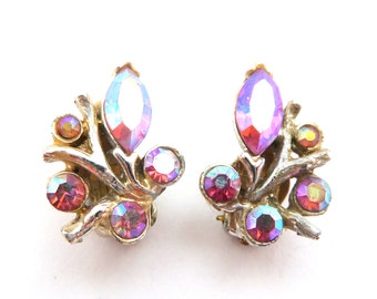 Vintage Dainty Climbing Pink Aurora Borealis Abstract Leaf Design Clip On Earrings, 50s 60s Jewellery.