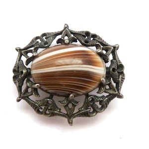 Vintage Brooch, Arts And Crafts Style Marbled Toffee Faux Agate Stone Set Scottish Style Pin By Miracle, 70s Jewellery.