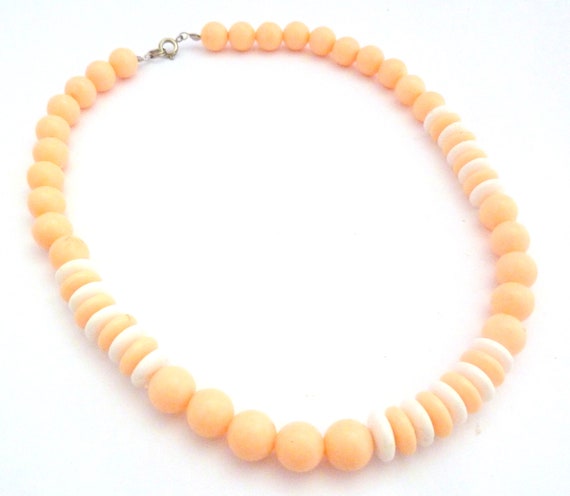 Vintage Necklace, Peach And White Disc Plastic Re… - image 3