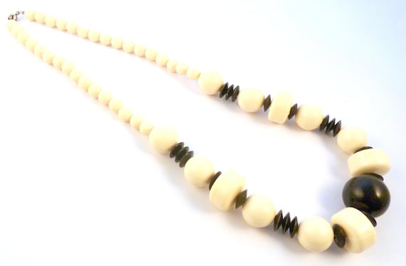 Repurposed Jewelry Vintage 1970s Lucite Beige Ivory Bead Pendant