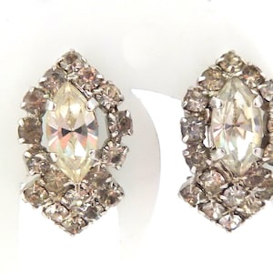 Vintage Rhinestone Set Abstract Lightly Curving Design Clip On Earrings, 70s 80s Jewellery
