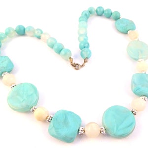 Vintage Chunky Marbled Blue And Translucent Bead Retro Necklace, 80s 90s Jewellery.