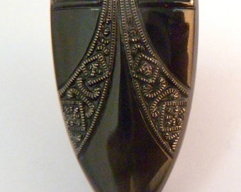 Vintage Art Deco French Jet Black Glass Shield Dress clip, Art Deco Jewellery, 30s Clip