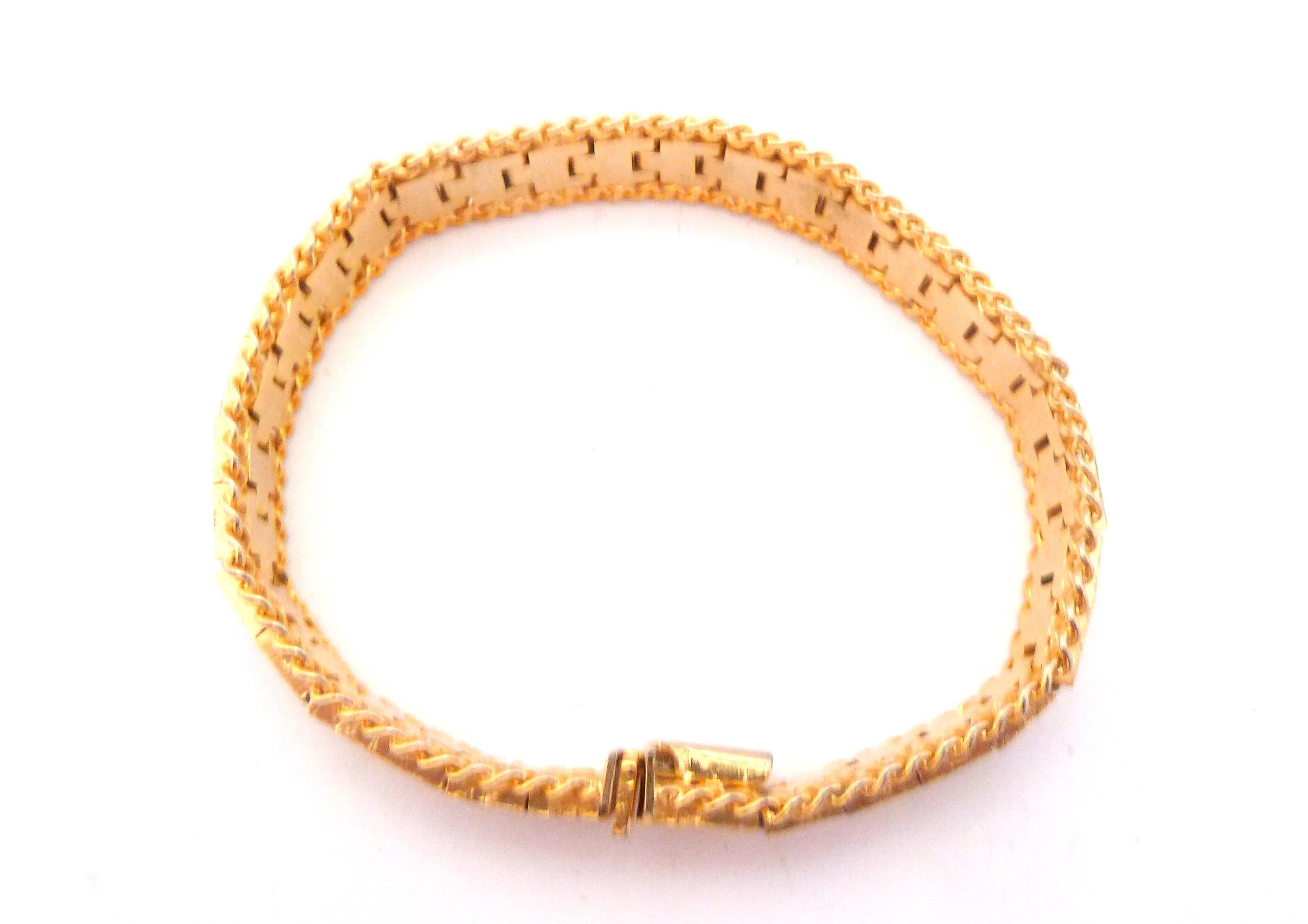 Vintage Gold Plated Abstract Geometric Star Etched Design Bracelet