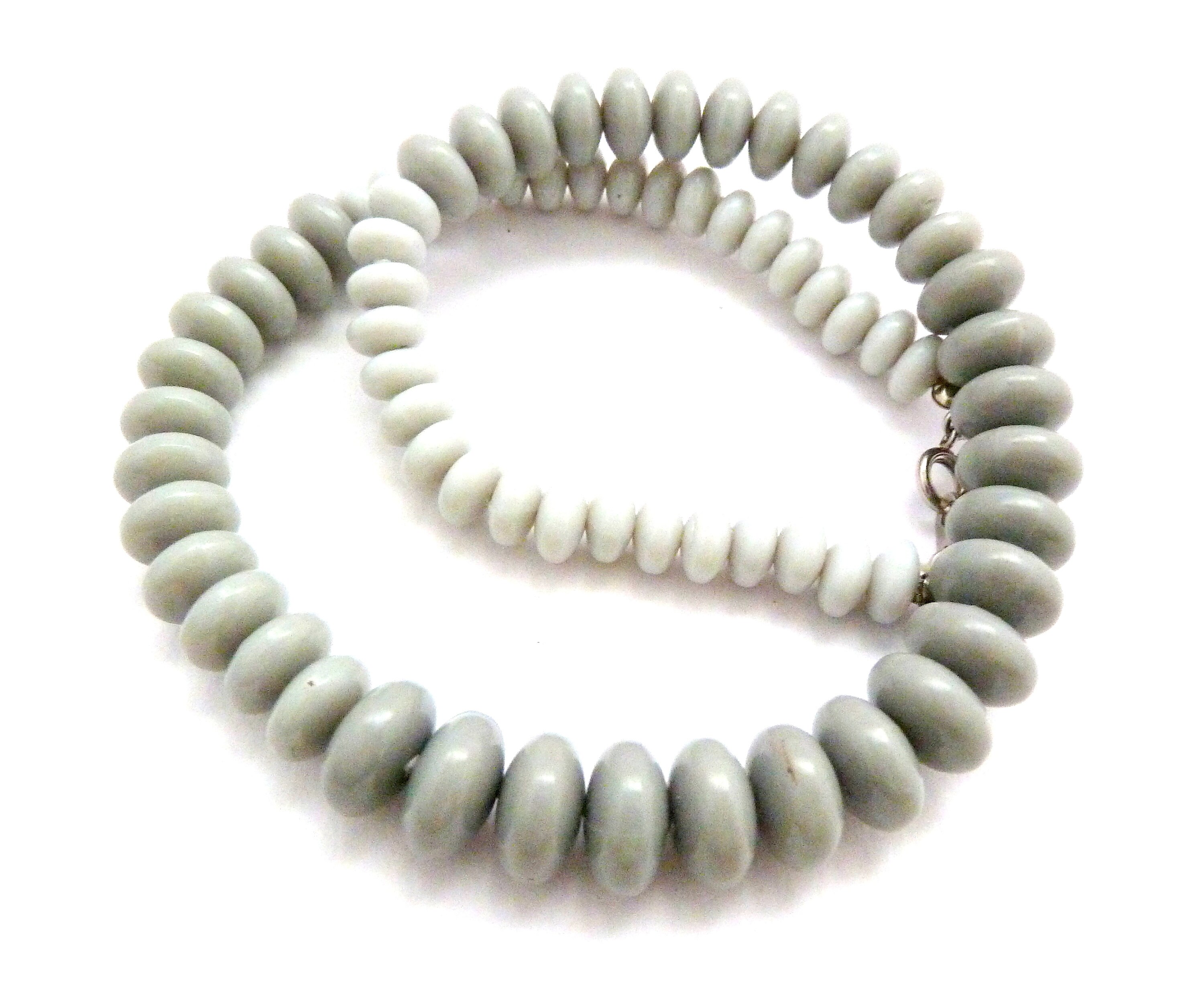 Collier Rétro Vintage Années 70 - Pastille Nacré Gris Et Crème Avec Perle, Bijou Ancien