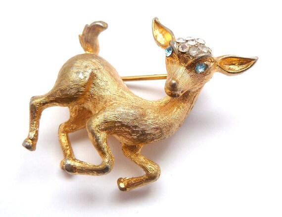 Vintage Brooch, Rhinestone Detailed Female Deer D… - image 3