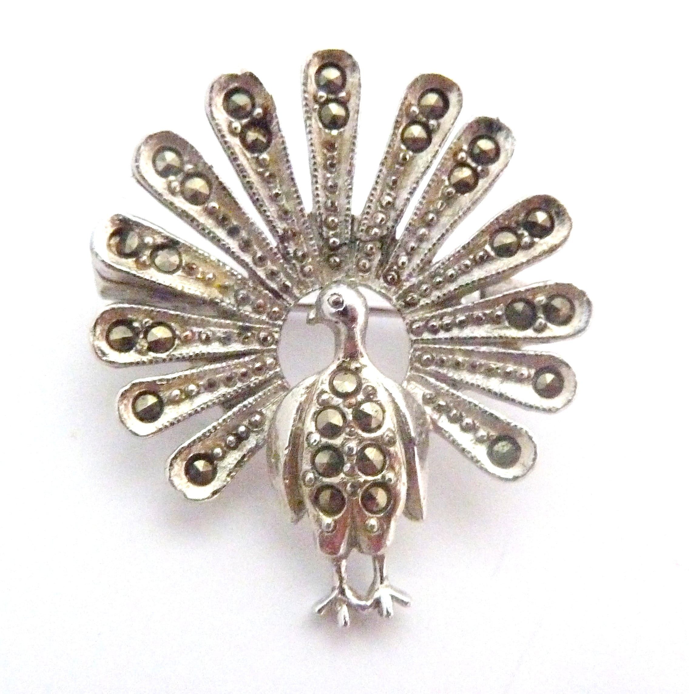 ヴィンテージ スモール マーカサイト セット 孔雀鳥デザイン ブローチ