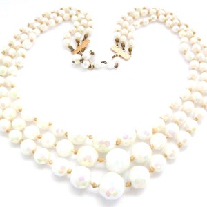 Vintage Triple Stranded White Carnival Glass Style Beaded Hand Knotted Adjustable Length Choker Necklace, 60s 70s jewellery