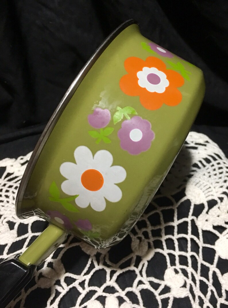 avocado green retro flowers sauce pan pot purple white orange mid century mod cookware enamelware Vintage Enamel Saucepan