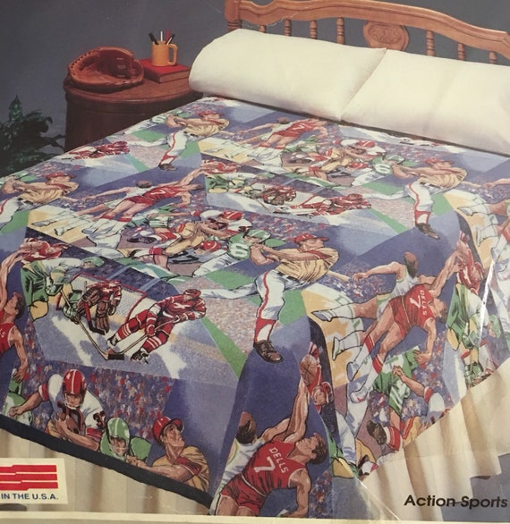 Vintage New Sports Theme Blanket Nos Full Twin 72 X 90 Boys Kids Decor Linen Bedding Basketball Baseball Hockey Football Warm Fuzzy