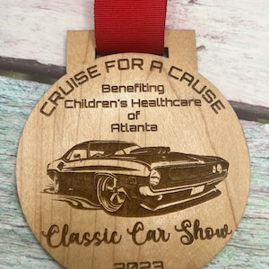 Custom Design . Wood Medal . Large Size . Car Show . Awards .