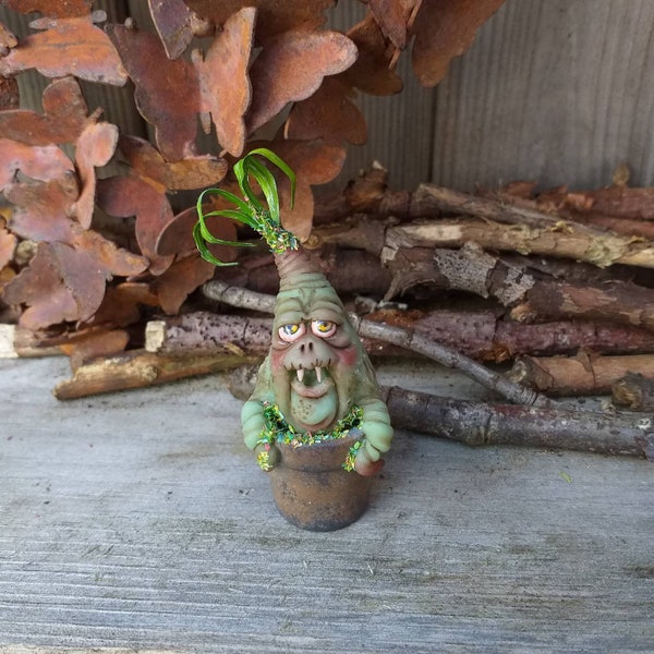 Ooak fugly sproutling miniature mandrake desk buddy orniment art sculpture creepy cute