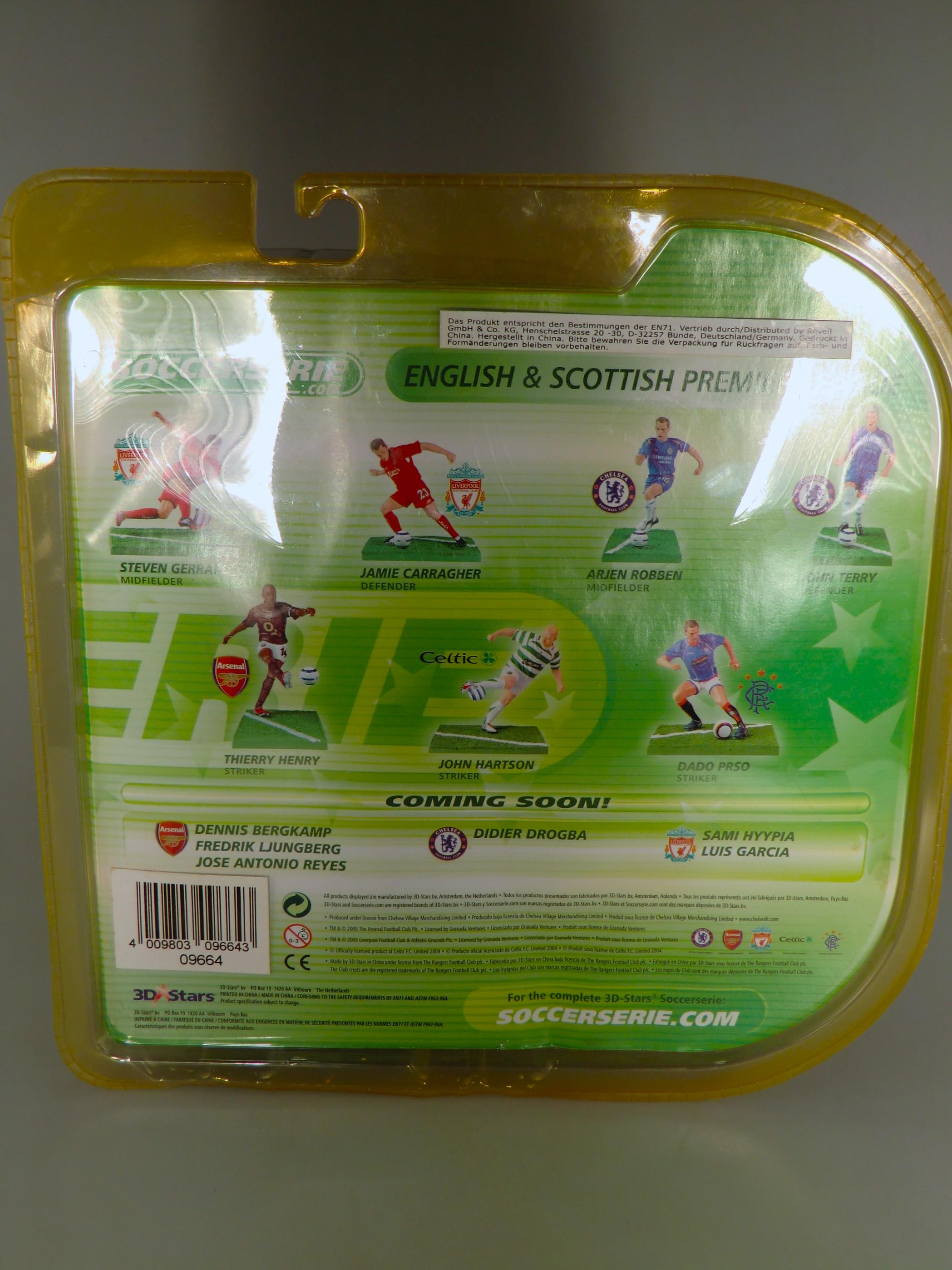 RARE Collectors Football Figurine Thierry Henry Striker