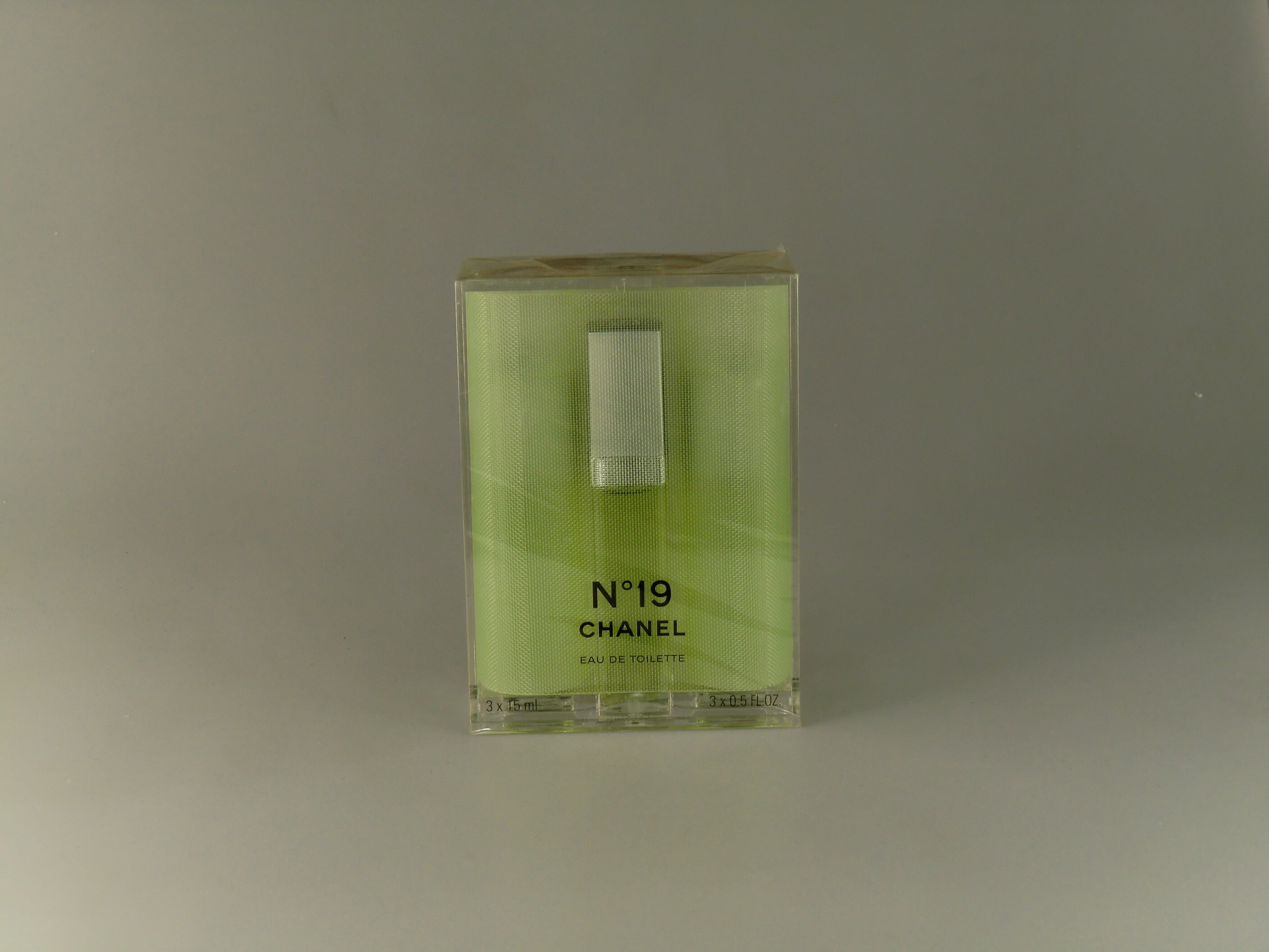 Chanel No. 19 Eau De Toilette 3 X 0.5 FL.OZ. / 3 X 15ml - Etsy