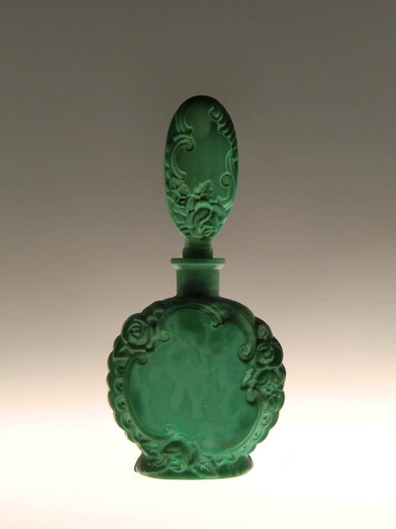 Czech Art Deco Schlevogt Ingrid Art Deco Schlevogt Ingrid Jade