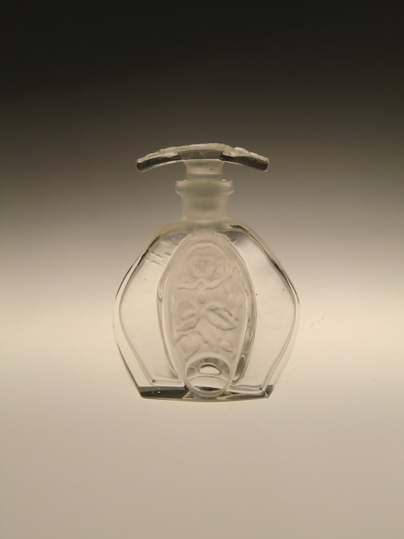 Art Nouveau Deco Glass Perfume Bottle Art Nouveau Deco Glass Perfume Bottle