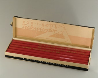 Bohemian Czech Koh-I-Noor Technicolor L. & C. Hardtmuth Czechoslovakia 1700*5  12x Red Pencils In Paper Box
