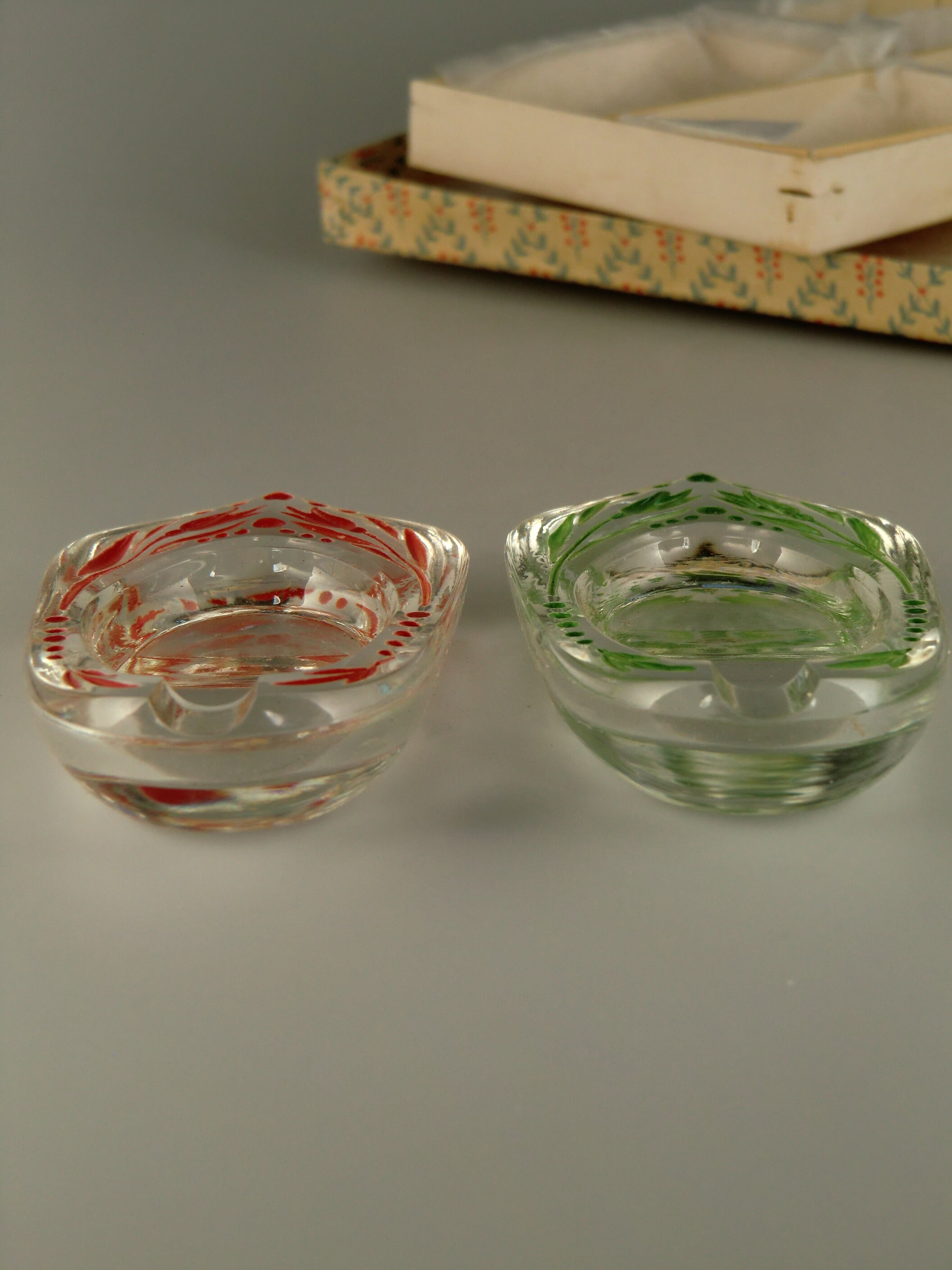 ボヘミアンチェコアールデコガラス灰皿販売代理店オファーセットBruno