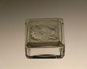 Bohemian Czech Curt Schlevogt Art Deco Cut Glass Dose with Hermes relief