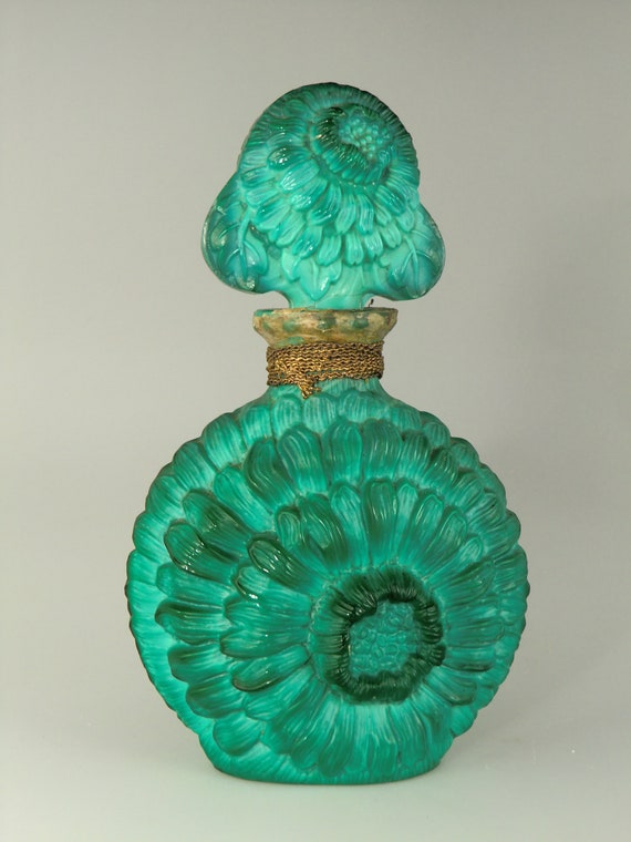 Bohemian Czech Art Deco Malachite Jade Glass Perf… - image 5