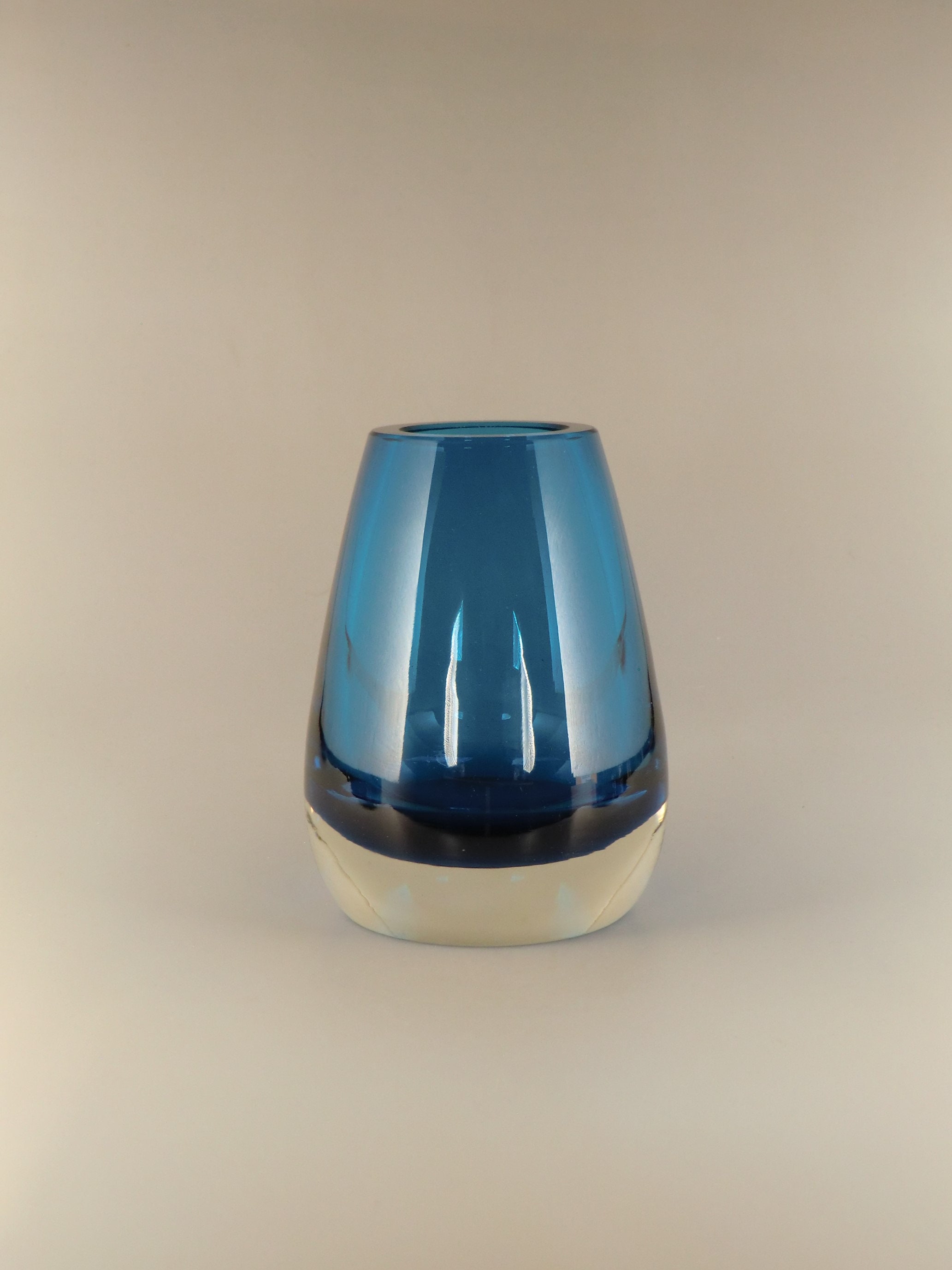 チェコボヘミア花瓶　青　　オブジェ　ビンテージ チェコボヘミア花瓶 青 オブジェ ビンテージ チェコボヘミア花瓶 青