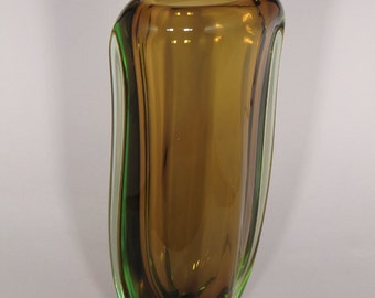 Czech Bohemian Skrdlovice Art Glass Sommerso Green-Brown Vase by Jaroslav Beranek