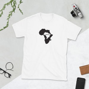 Roots Capoeira T-Shirt / Brazil / Africa / Capo / BERIMBAU / Panderio