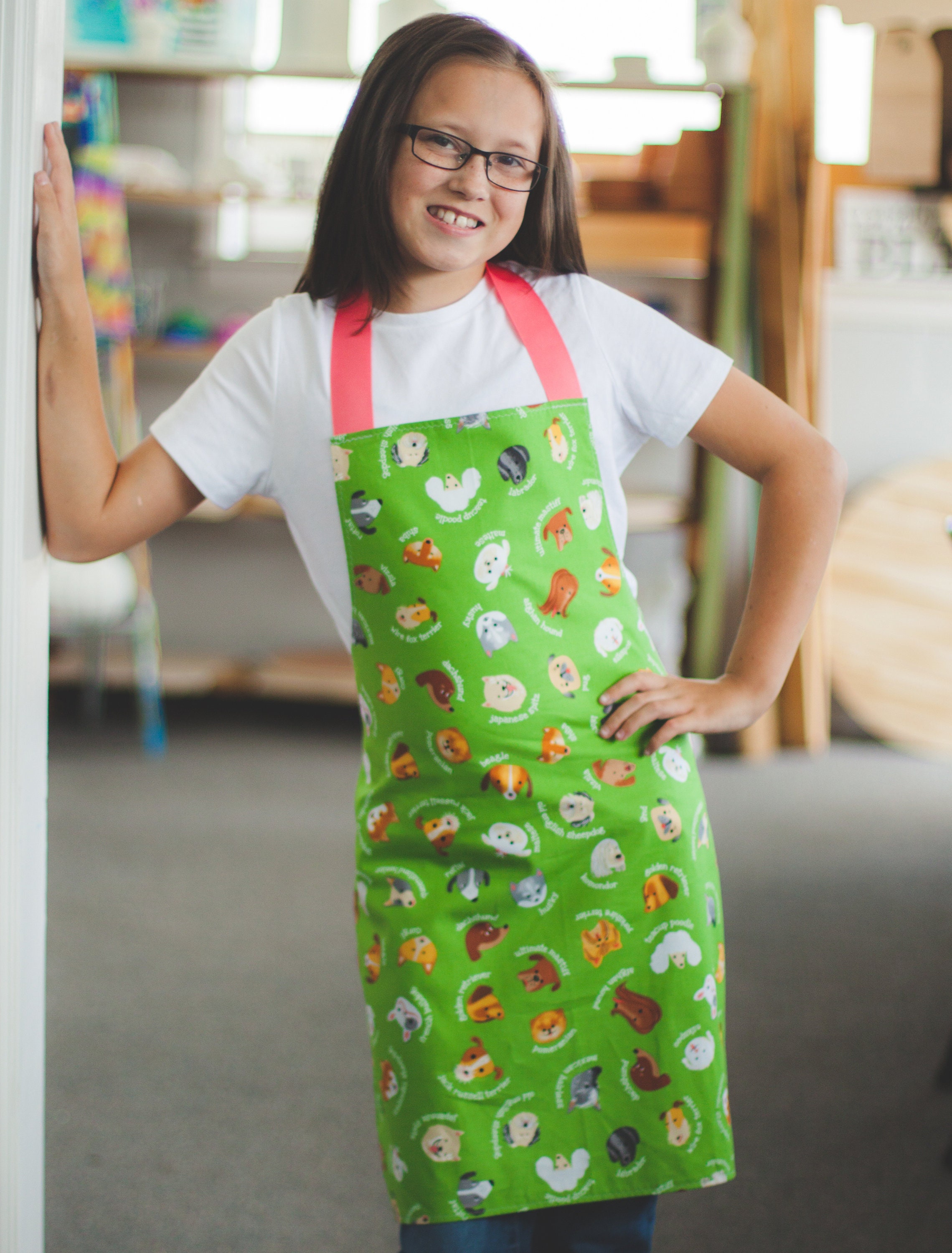 Handmade Sweet Treats Lightweight Art or Kitchen Apron Gift for Girls Handmade Sweet Treats Lightweight Art or Kitchen Apron Gift for Girls