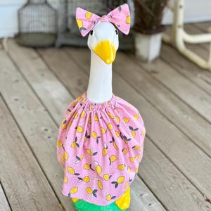 17&quot; 23&quot; 28&quot; Outfit for Porch Goose - Summer Yard Goose Outfit - Spring Goose Outfit - Dress and Hat for Porch Goose - Lawn Goose Accessories