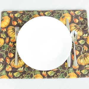 Fall Pumpkin Patch Quilted Placemat | Fall Placemat, pumpkin placemat, table setting, Fall decor, pumpkin decor, washable placemat, pumpkin
