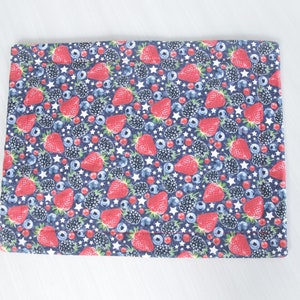 Summer Berries Quilted Placemat | stars, fabric placemat, Independence Day, dining decor, strawberries, blueberries, blackberries, summer
