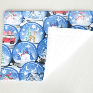 Snow Globe Quilted Placemat - Dinner Placemat, Christmas Snow, Holiday, Snow Globe Placemat, Christmas Decor, Holiday Placemat, Snow Globe
