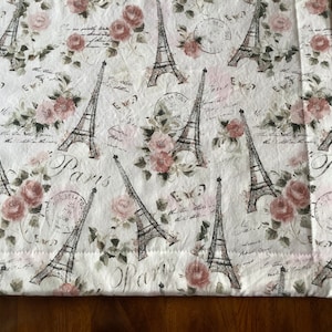 Eiffel Tower & Roses Quilted Placemat | Eiffel Tower placemat | fabric placemat | dining decor | Eiffel Tower | roses | romantic decor