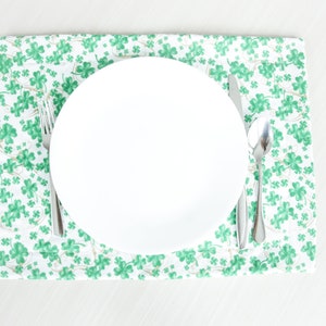 Little St. Patricks Clovers Quilted Placemat | St. Patricks Day placemat, March placemat, Leprechaun decor, placemat, leaf clovers, lucky
