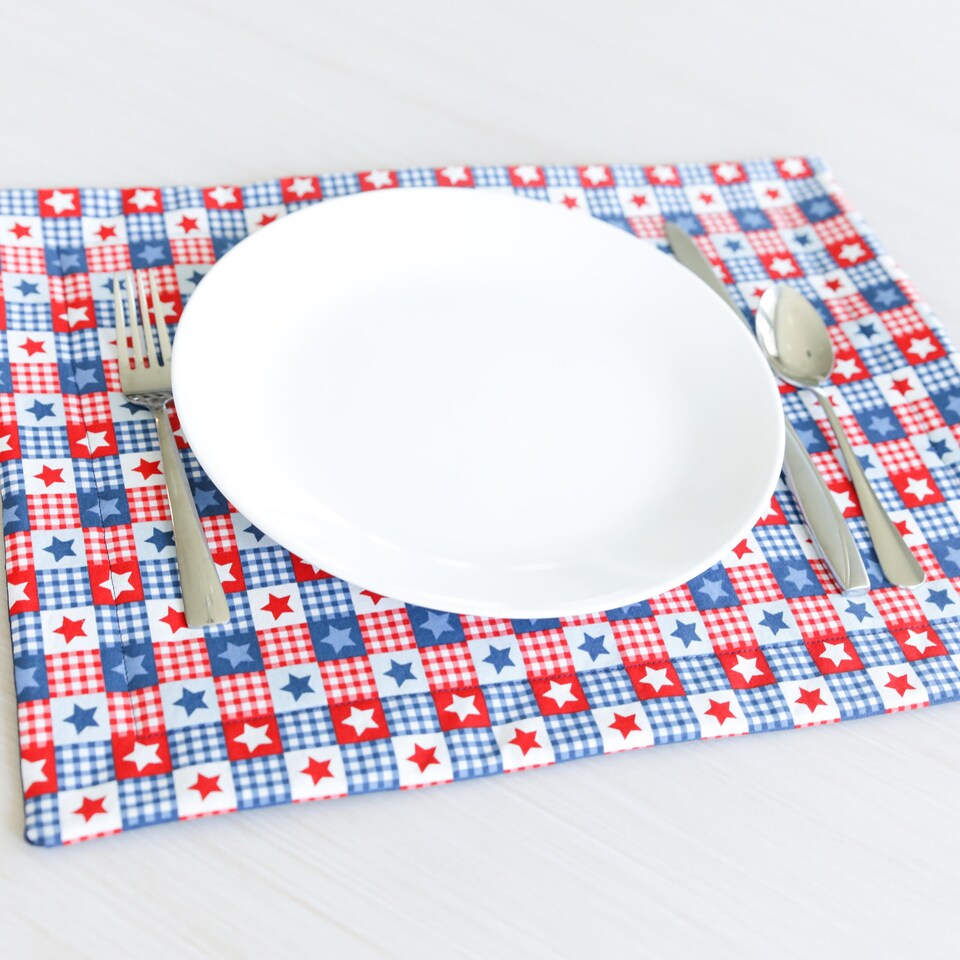 Discover Americana Quilted Placemat, Fourth of July stars placemat, fabric placemat, Independence Day, dining decor, table setting, Stars and Stripes